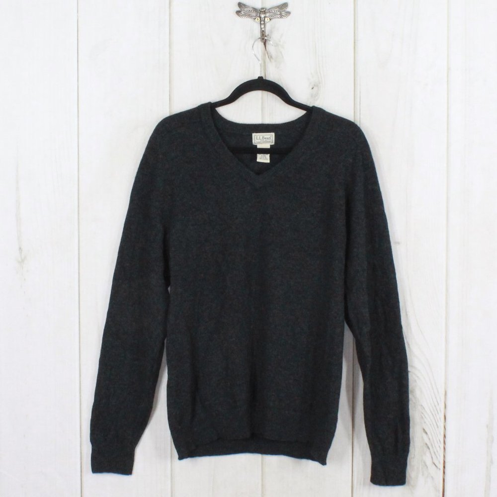 LL Bean Charcoal Gray 100% Lambs Wool V-Neck Pullover Sweater Size M Reg